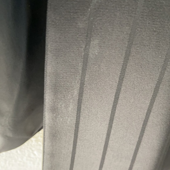 Emporio Armani women’s tuxedo jacket - Picture 5 of 8